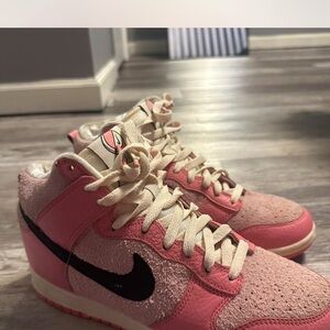 Jordan Women's Sneakers in Pink and Black